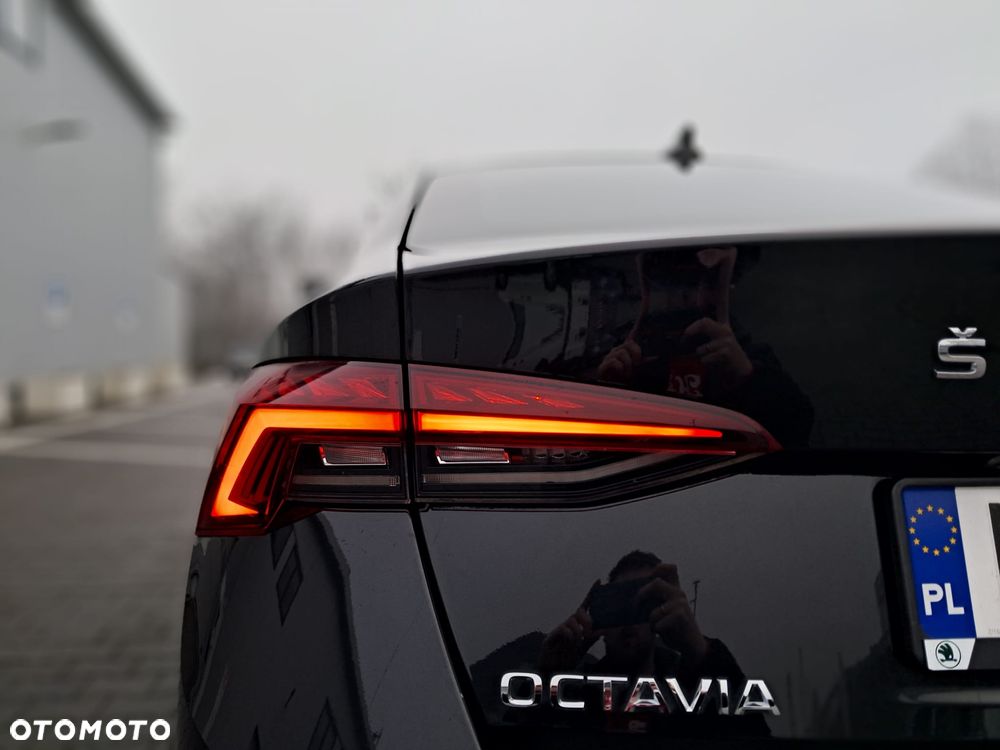 Skoda Octavia 2.0 TDI Ambition DSG - 7