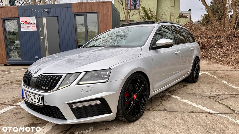 Skoda Octavia 2.0 TDI DSG RS - 12