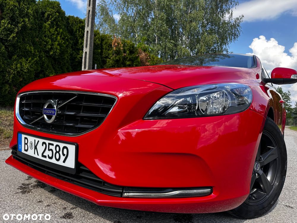Volvo V40 D2 Momentum - 9