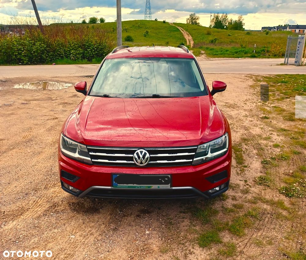 Volkswagen Tiguan - 12