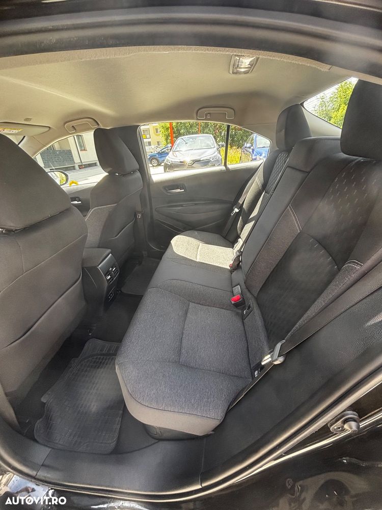 Toyota Corolla - 9
