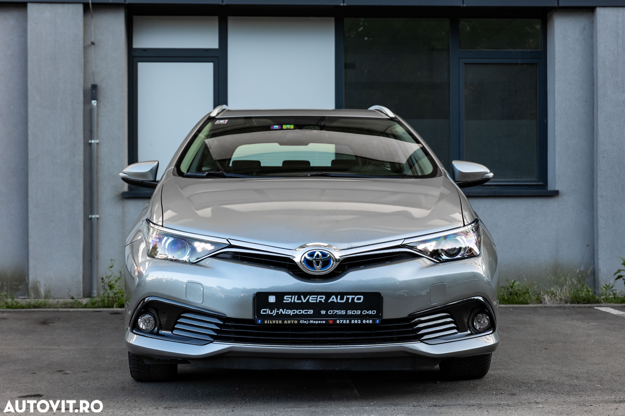 Toyota Auris 1.8 L VVT-i Hybrid Sol - 10
