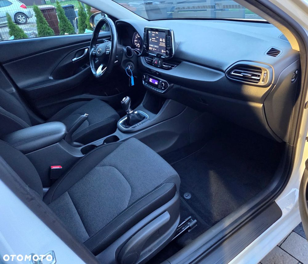 Hyundai i30 1.5 DPI Comfort - 21