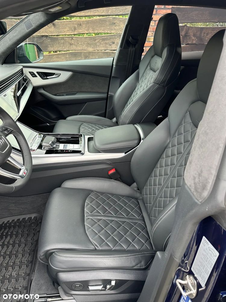 Audi SQ8 TFSI Quattro Tiptronic - 22