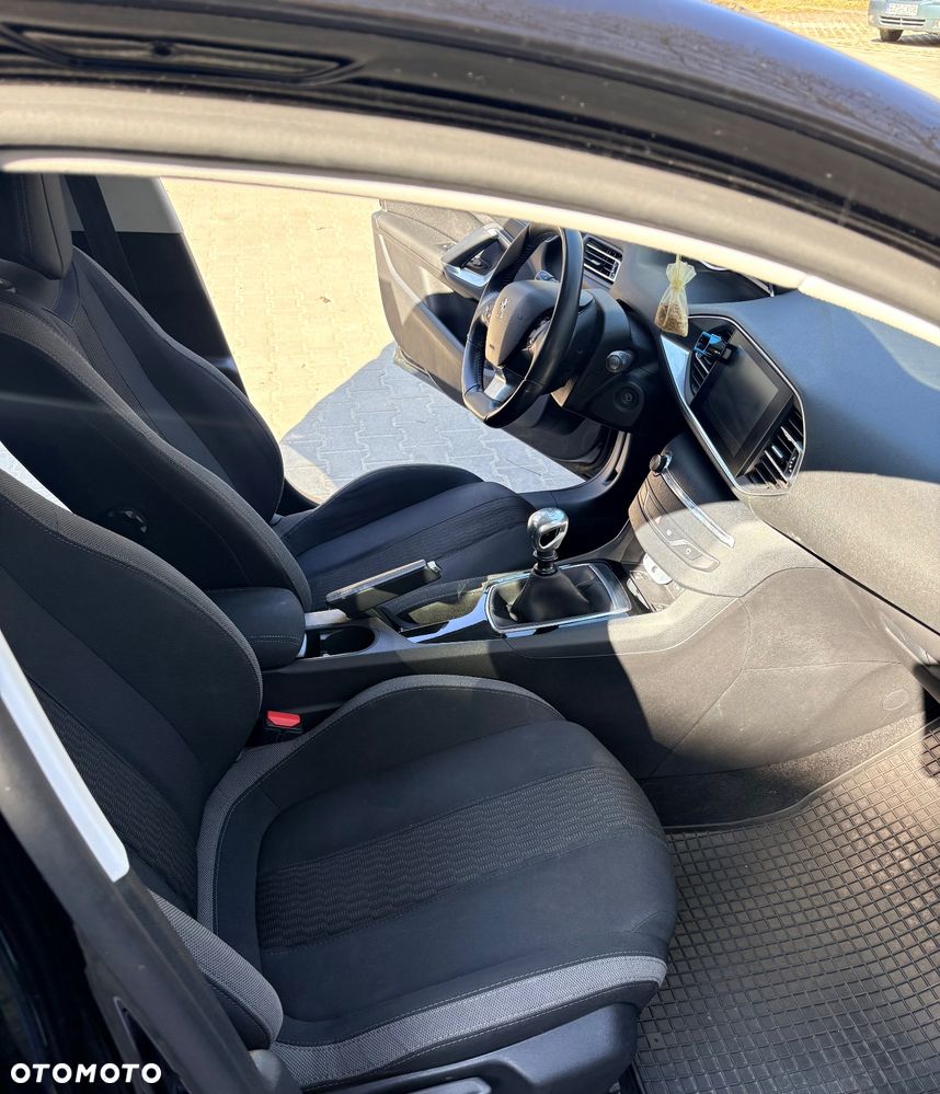 Peugeot 308 - 9