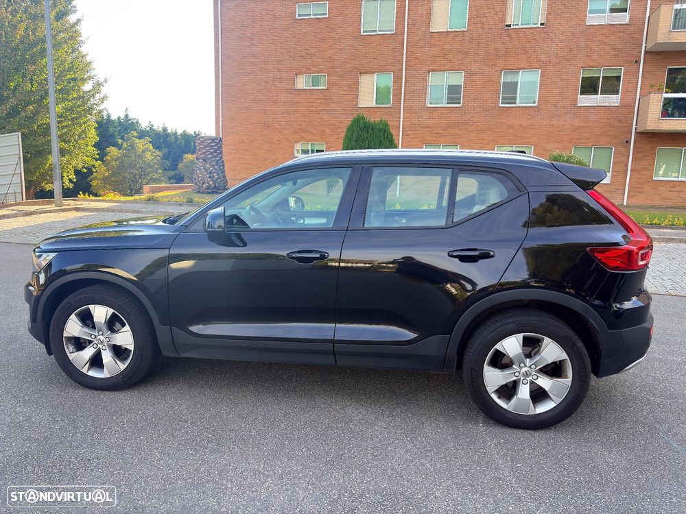 Volvo XC 40 2.0 D3 Momentum Plus Geartronic - 1