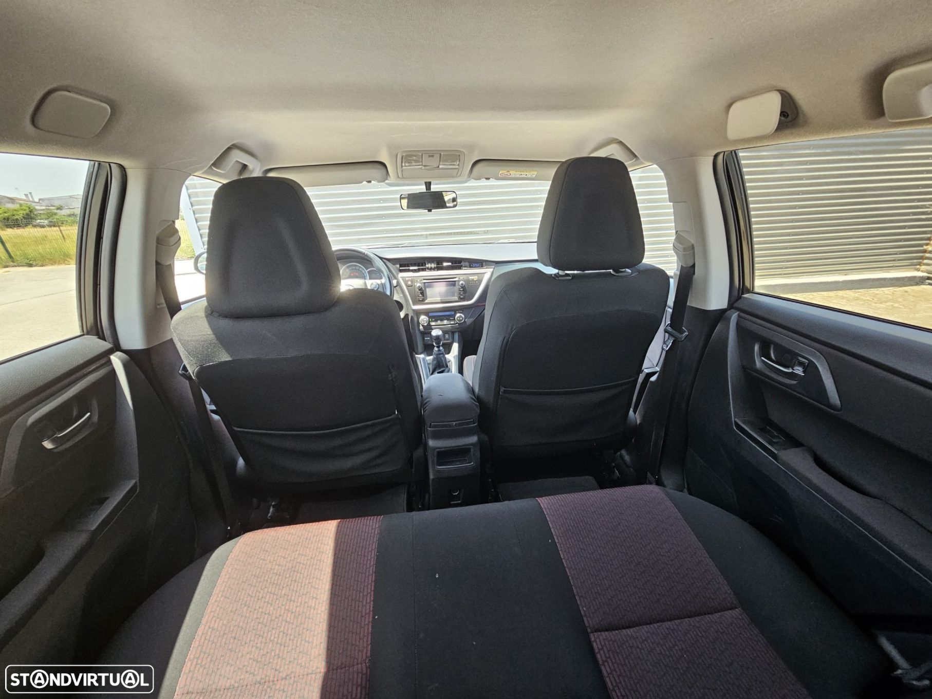 Toyota Auris Touring Sports 1.4 D-4D Comfort - 45