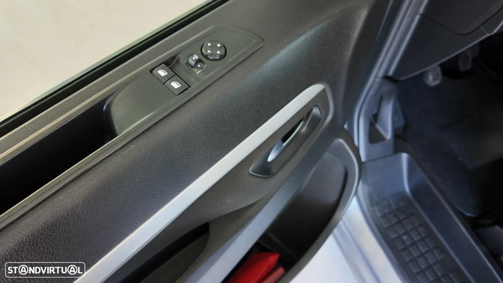 Peugeot Traveller L2 1.5 BlueHDi 120 Allure - 13