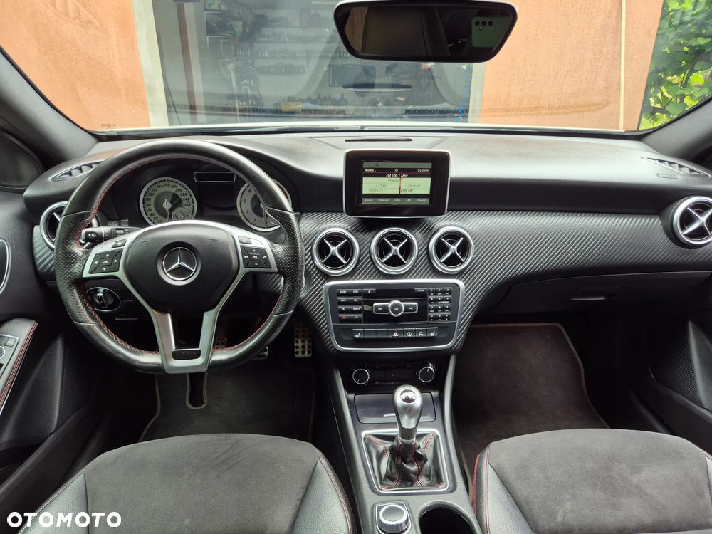 Mercedes-Benz Klasa A 180 AMG Line - 26