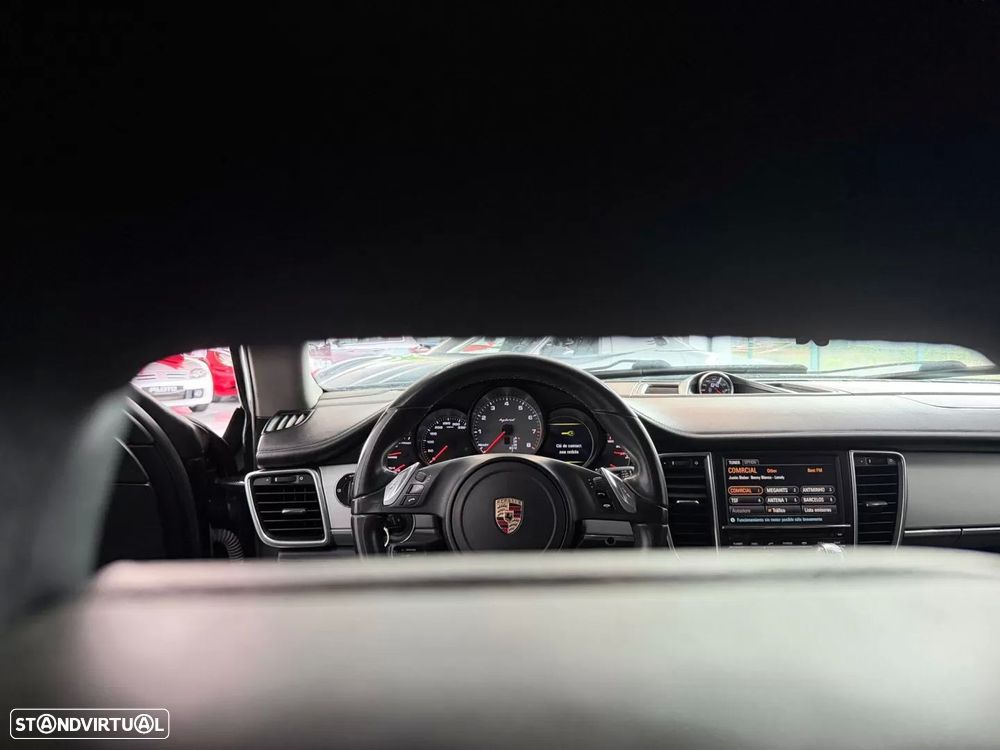 Porsche Panamera S Hybrid - 12