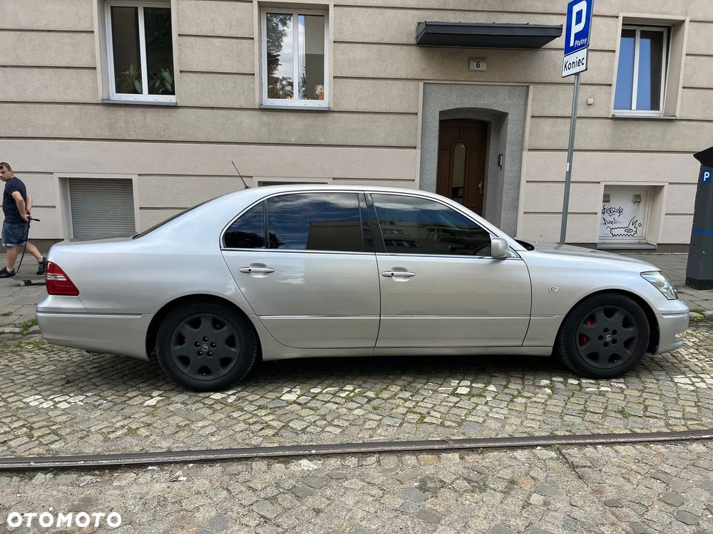 Lexus LS 430 Voyage - 3