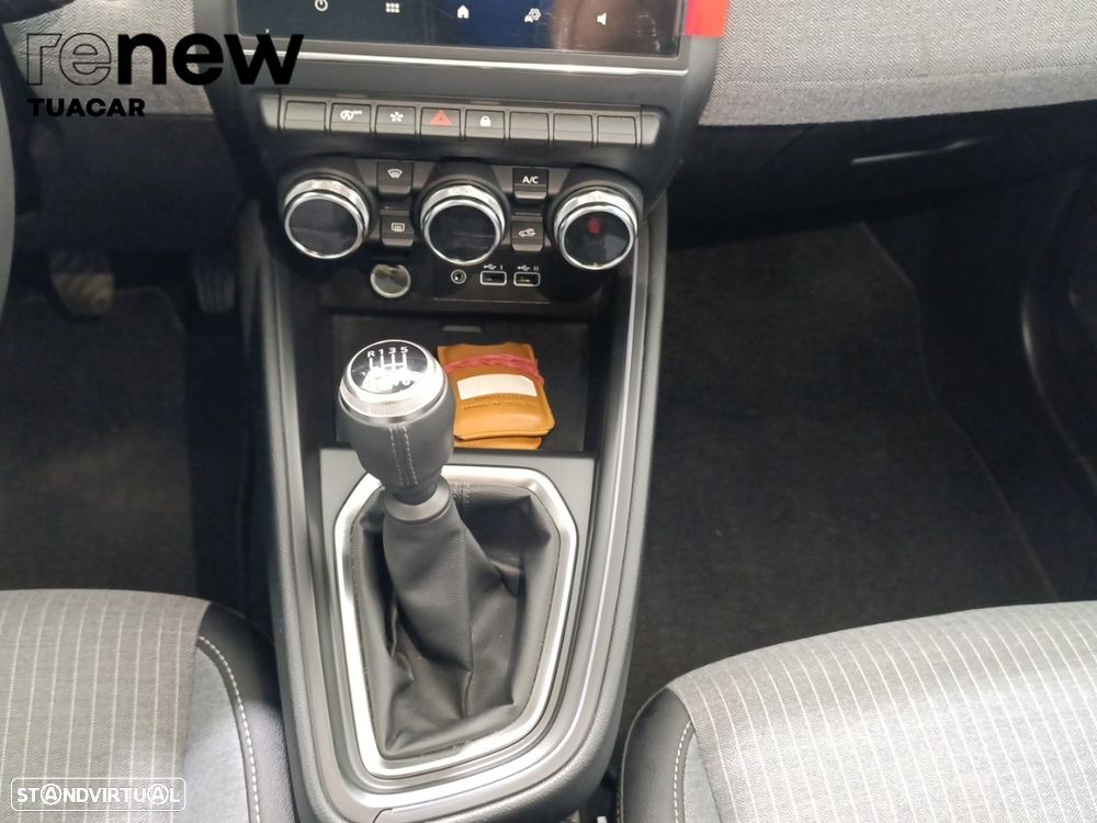Renault Clio 1.0 TCe Techno Bi-Fuel - 15