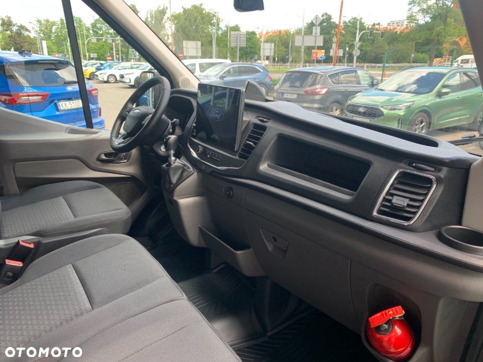 Ford Transit - 9