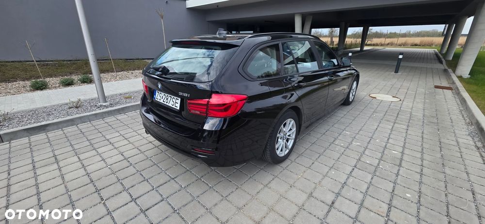 BMW Seria 3 318i GPF Advantage - 10