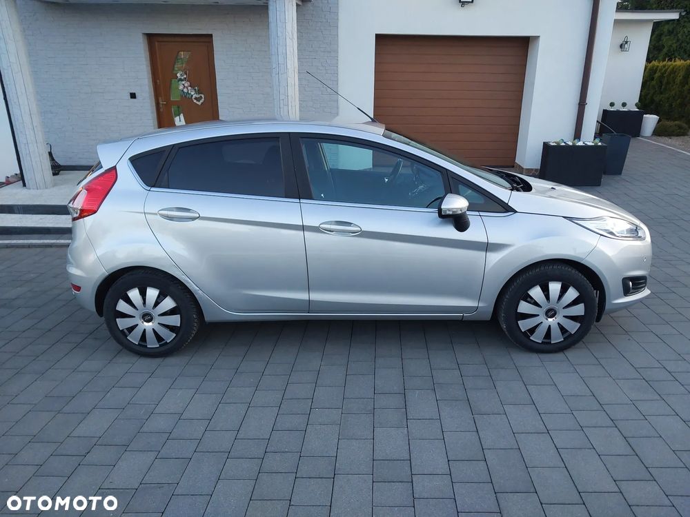 Ford Fiesta 1.0 EcoBoost STart-Stop Titanium - 12