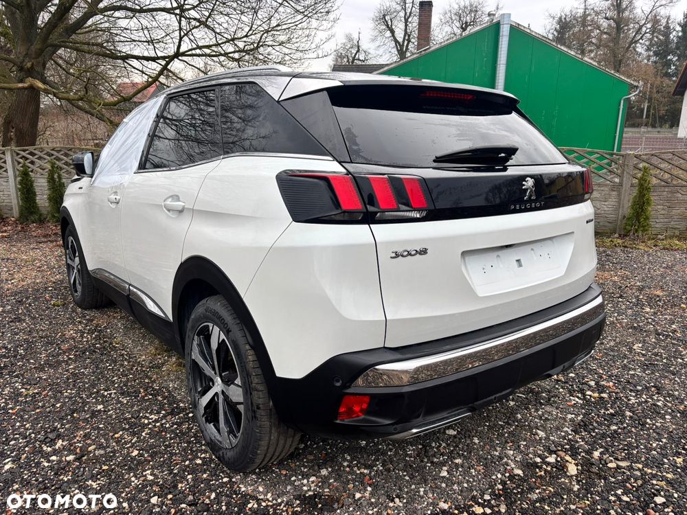 Peugeot 3008 PureTech 130 Stop & Start GPF Allure Pack - 8