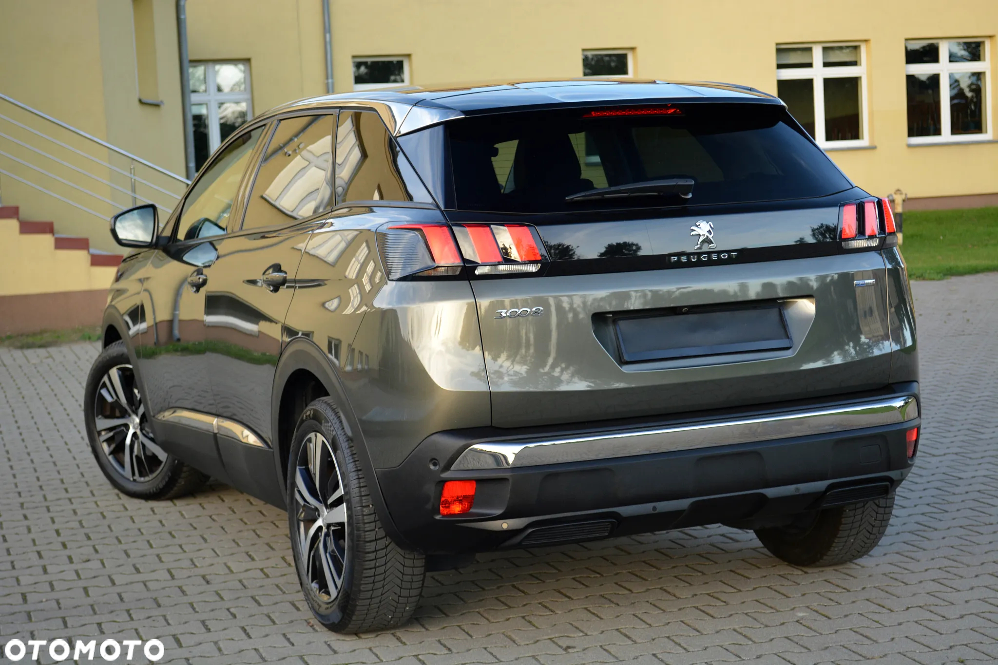 Peugeot 3008 1.2 PureTech Allure - 9