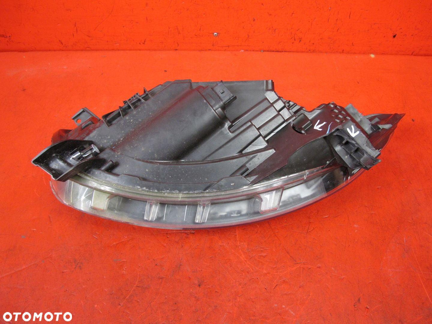 RENAULT CAPTUR LAMPA REFLEKTOR LED PRAWA PRZÓD EU - 11