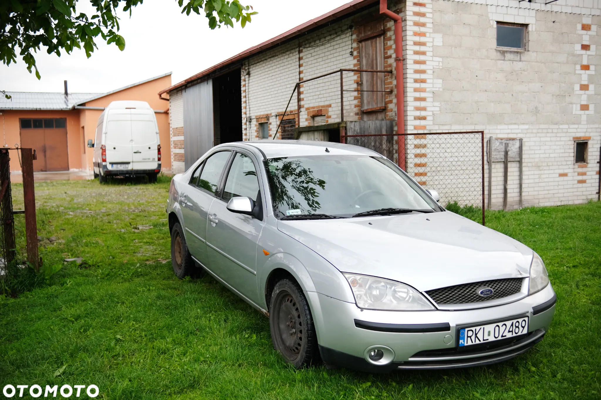 Ford Mondeo 2.0 TDDi Ambiente - 6