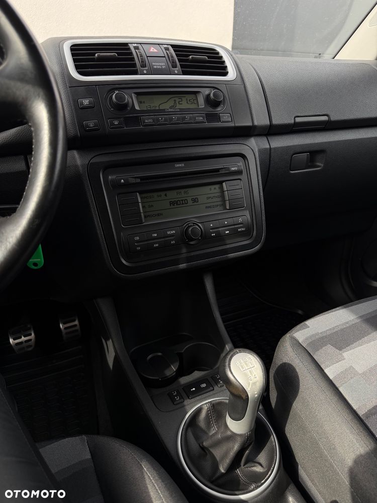 Skoda Roomster 1.6 16V Comfort PLUS EDITION - 17