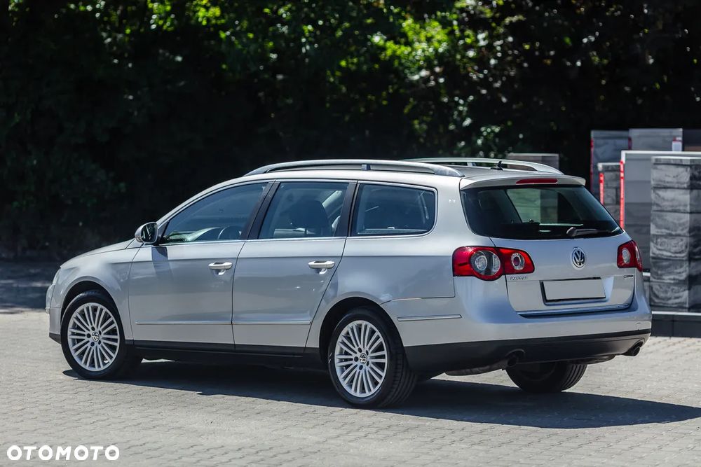 Volkswagen Passat Variant 3.2 V6 FSI 4Motion DSG Highline - 17