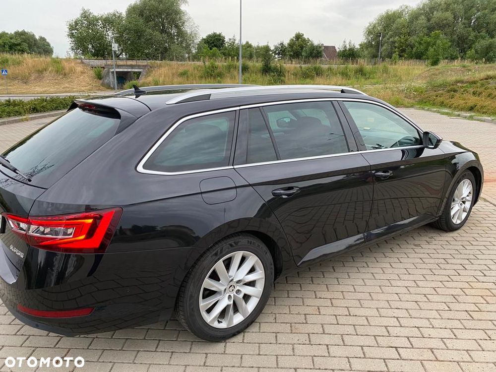 Skoda Superb 2016 photo 3