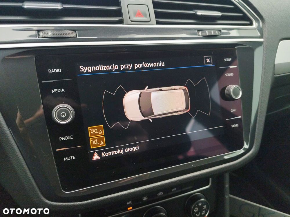 Volkswagen Tiguan - 29