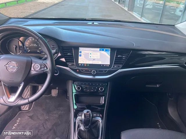 Opel Astra Sports Tourer - 15