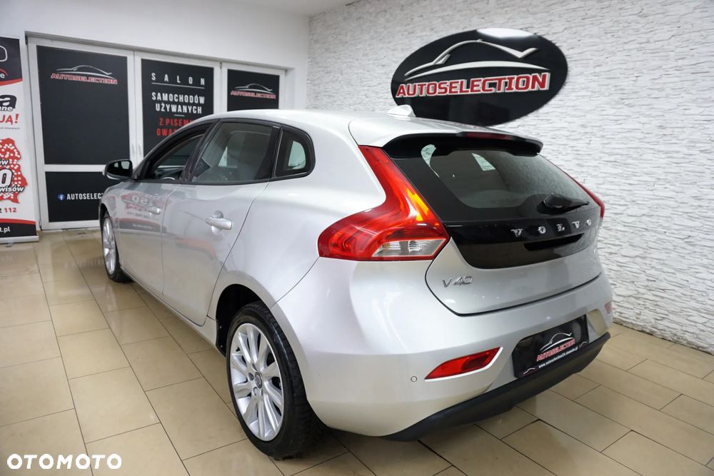 Volvo V40 D2 Geartronic Kinetic - 9