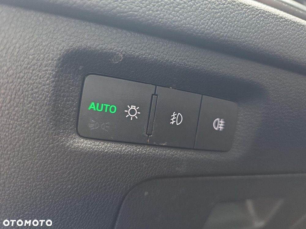 Skoda Octavia 1.5 TSI e-Tec Ambition DSG - 13