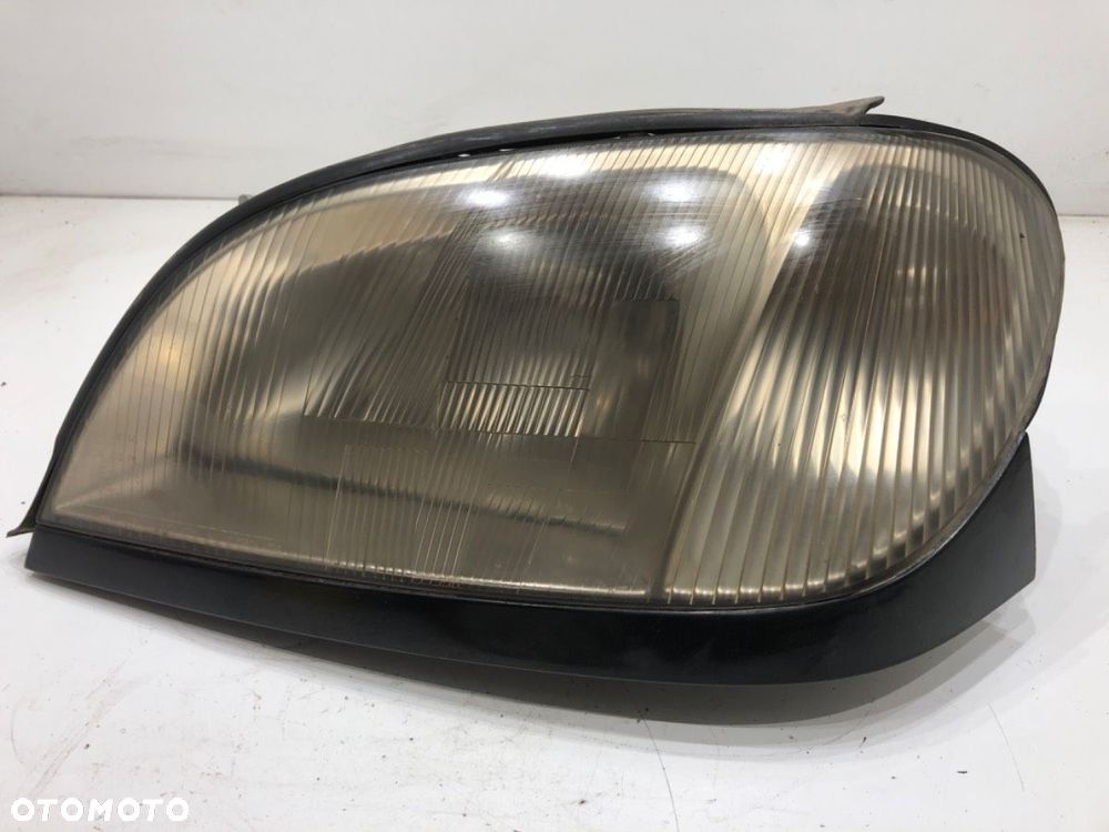 REFLEKTOR LEWY PRZÓD  SSANGYONG CHAIRMAN (HT_) 1997 - 2022 3.2 165 kW [225 KM] benzyna 2011 - 2022 - 1