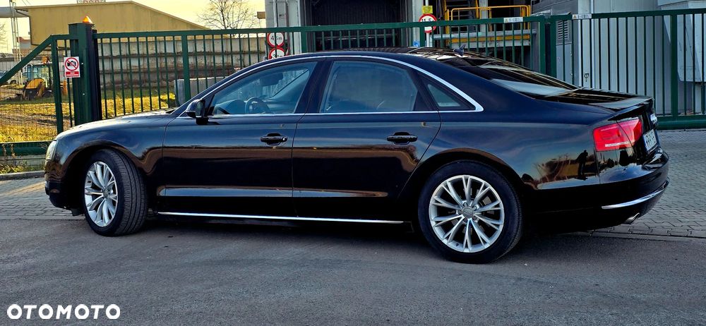 Audi A8 - 7