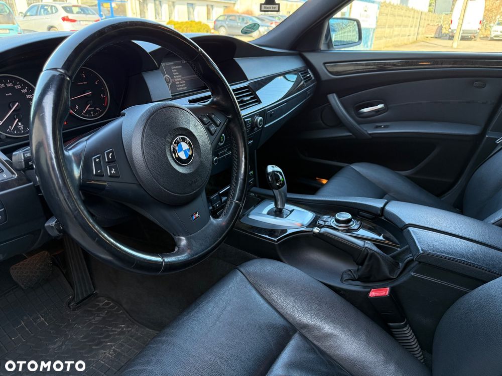 BMW Seria 5 525d Edition Lifestyle - 14
