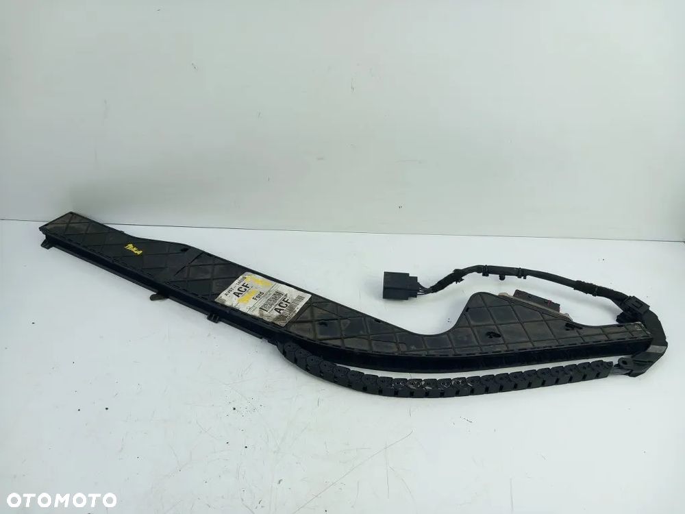 Prowadnica Drzwi Prawy Tył Instalacja Ford Grand C-Max MK2 2016r AV6T-14026