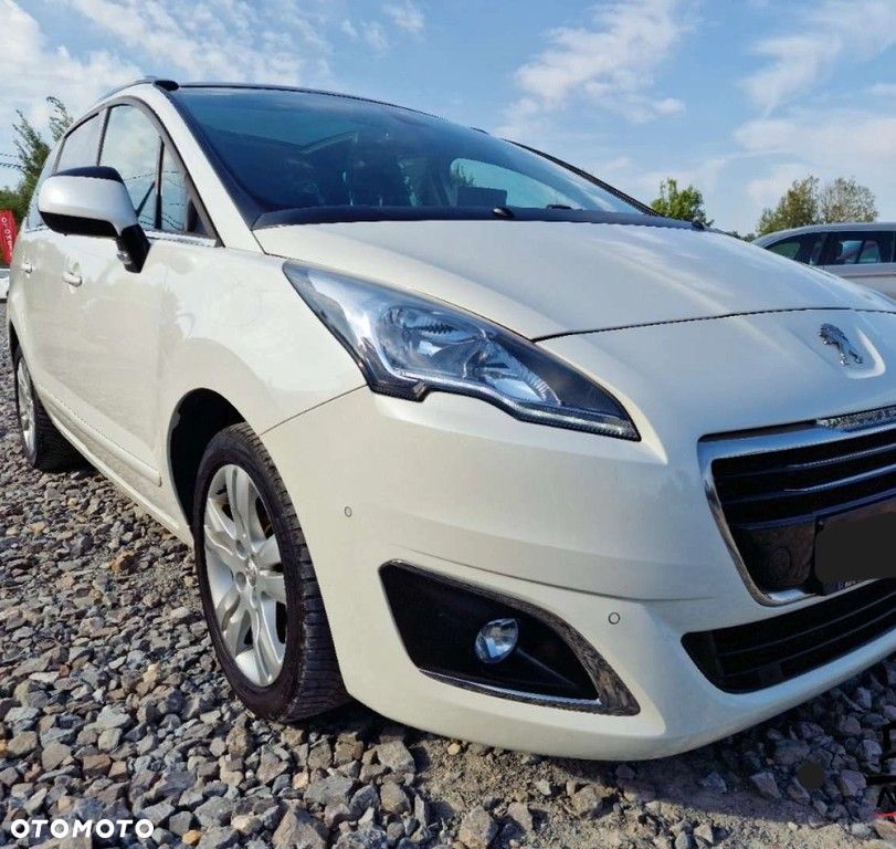 Peugeot 5008 1.6 THP Allure 7os - 9