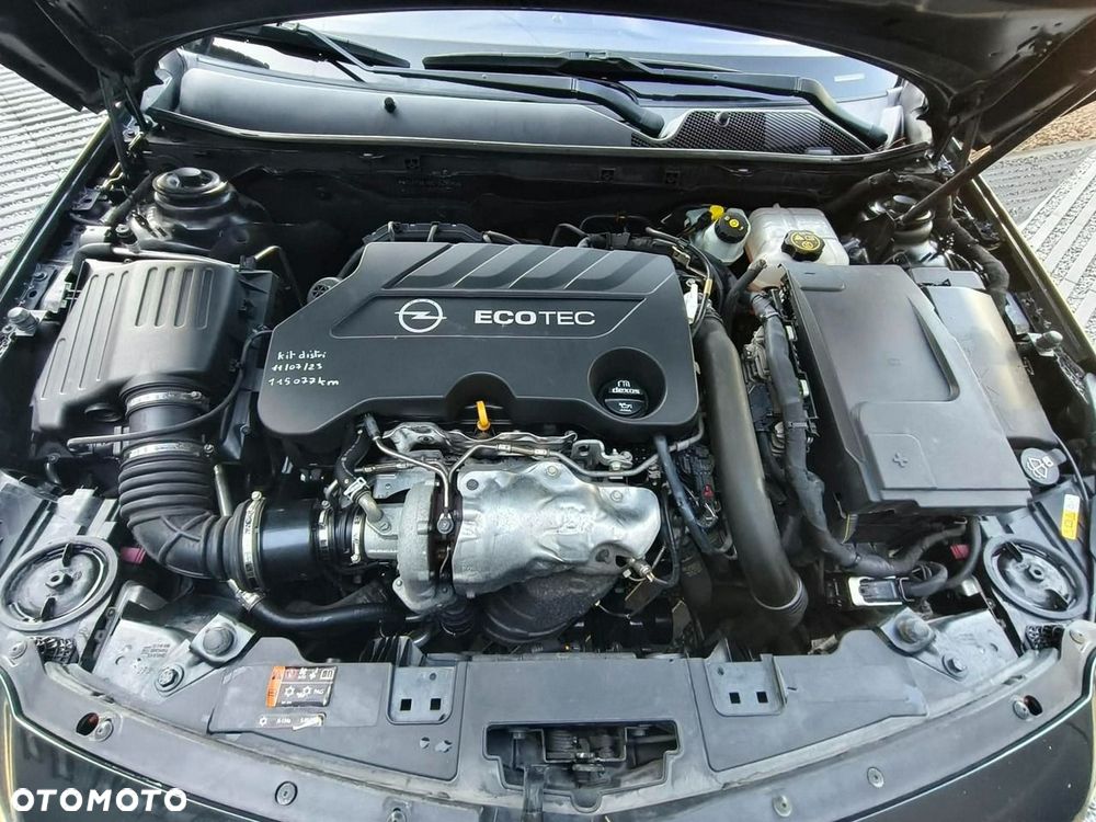 Opel Insignia - 22