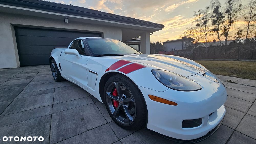 Chevrolet Corvette - 5