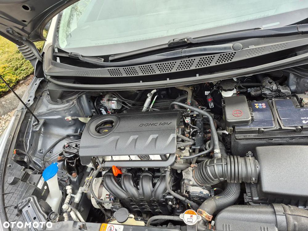 Kia Ceed 1.4 CVVT Dream Team Edition - 27