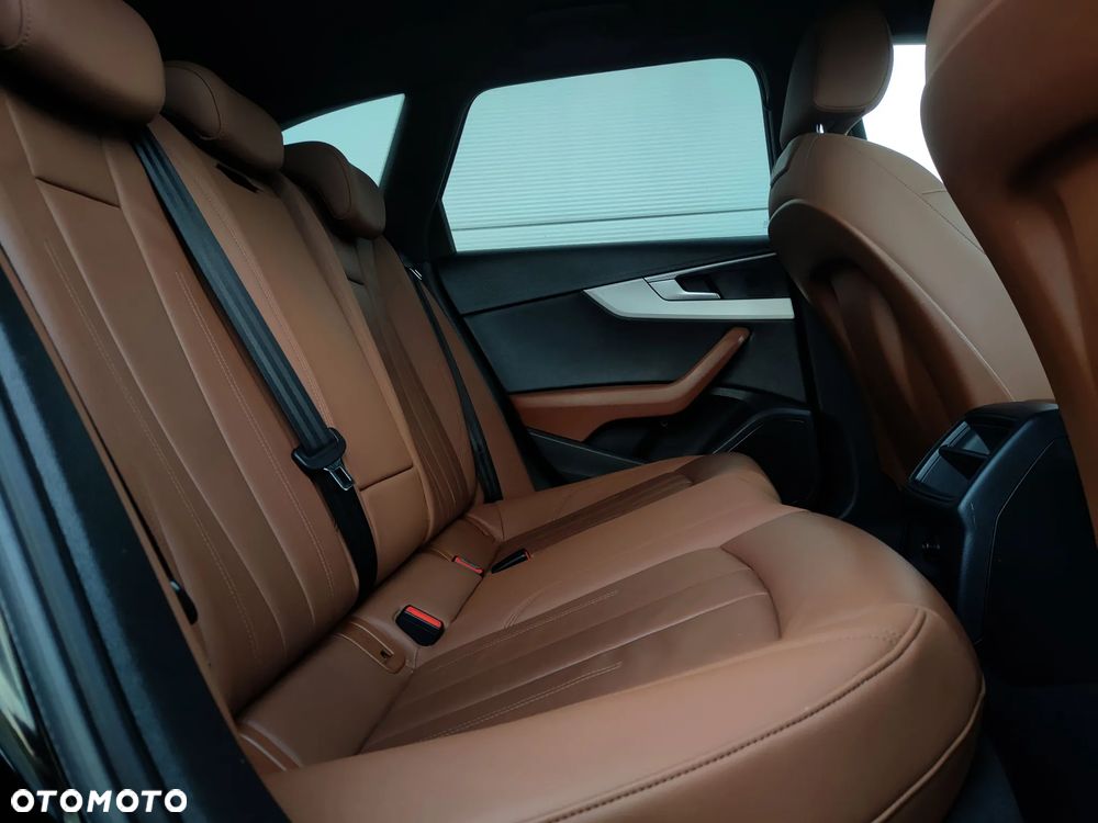 Audi A4 Avant 35 TFSI S tronic - 37
