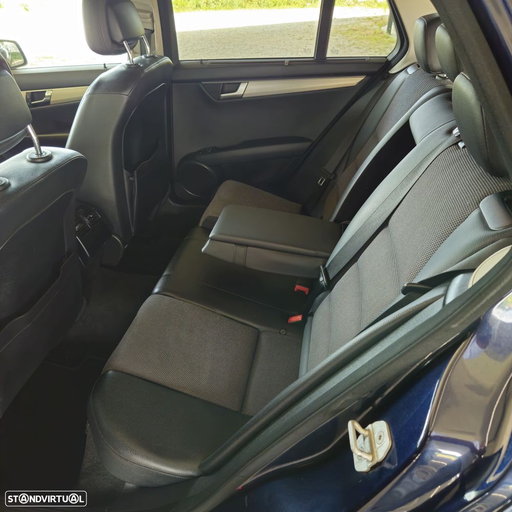 Mercedes-Benz C 220 Station CDI 4Matic 7G-TRONIC Avantgarde - 20