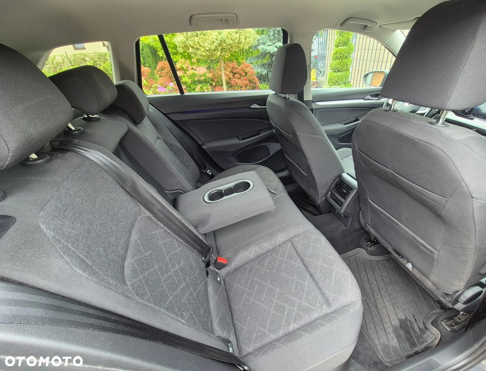 Volkswagen Golf 2.0 TDI SCR DSG Life - 12