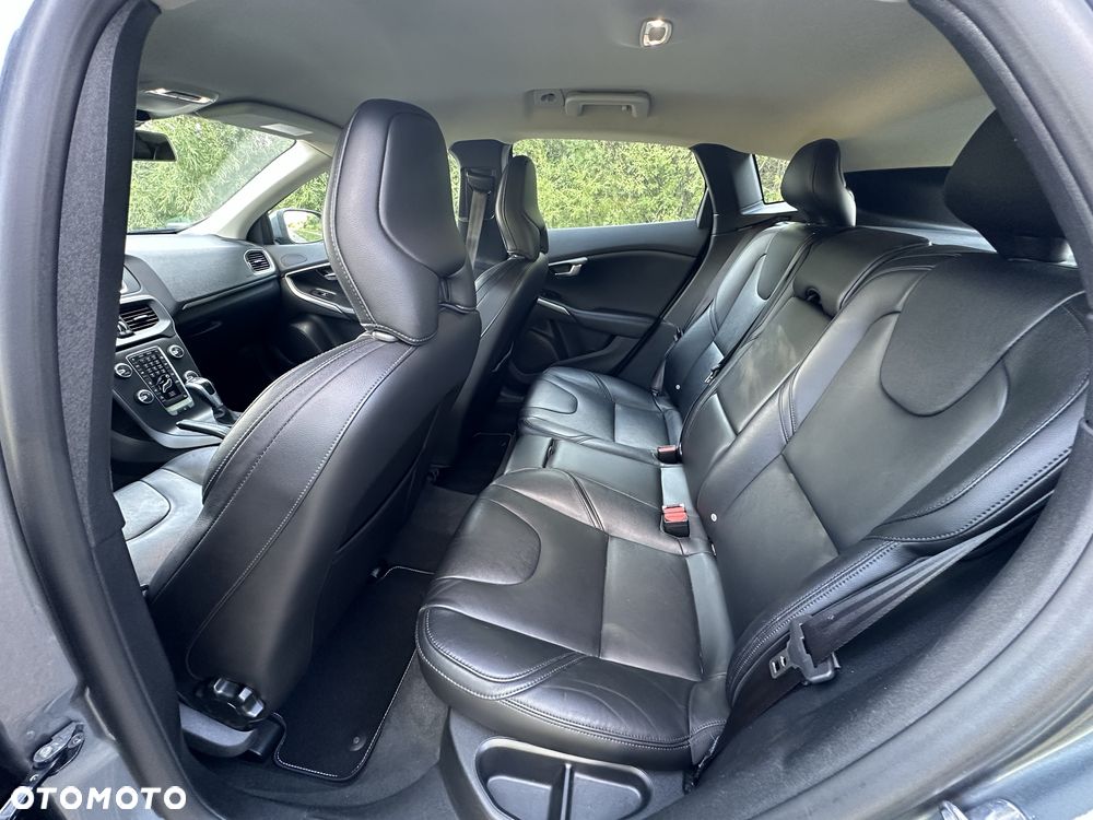 Volvo V40 - 8