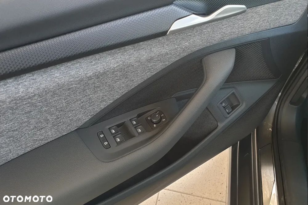 Skoda Superb 1.5 TSI Plug-in Hybrid Selection DSG - 20