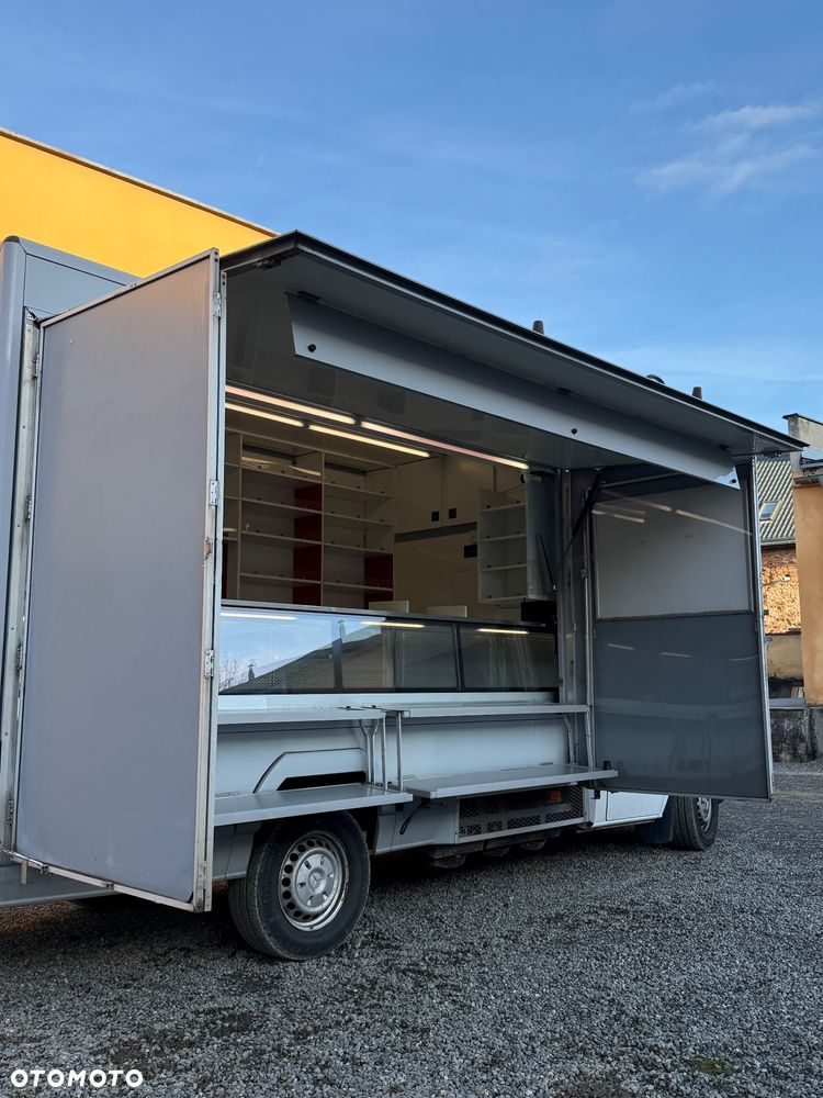 Mercedes-Benz Sprinter - 21