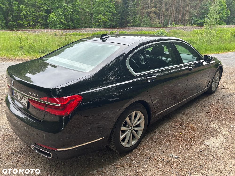 BMW Seria 7 740Li xDrive - 6