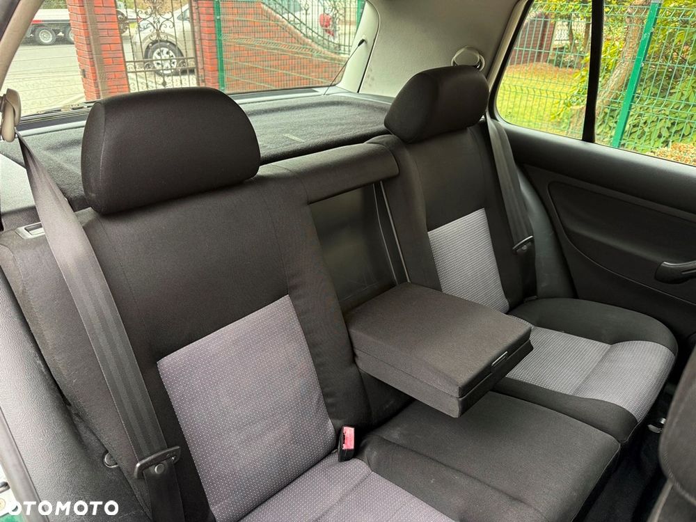 Volkswagen Golf 1.4 Goal - 23