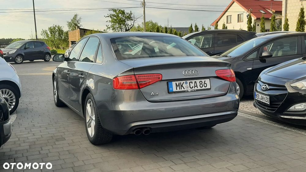 Audi A4 Limousine - 5