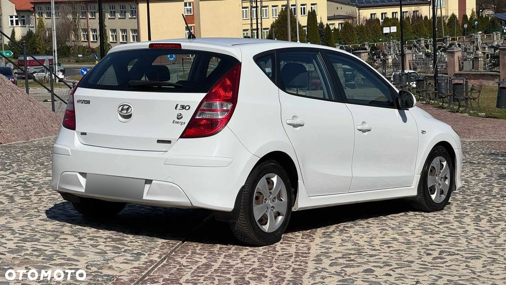 Hyundai i30 - 24