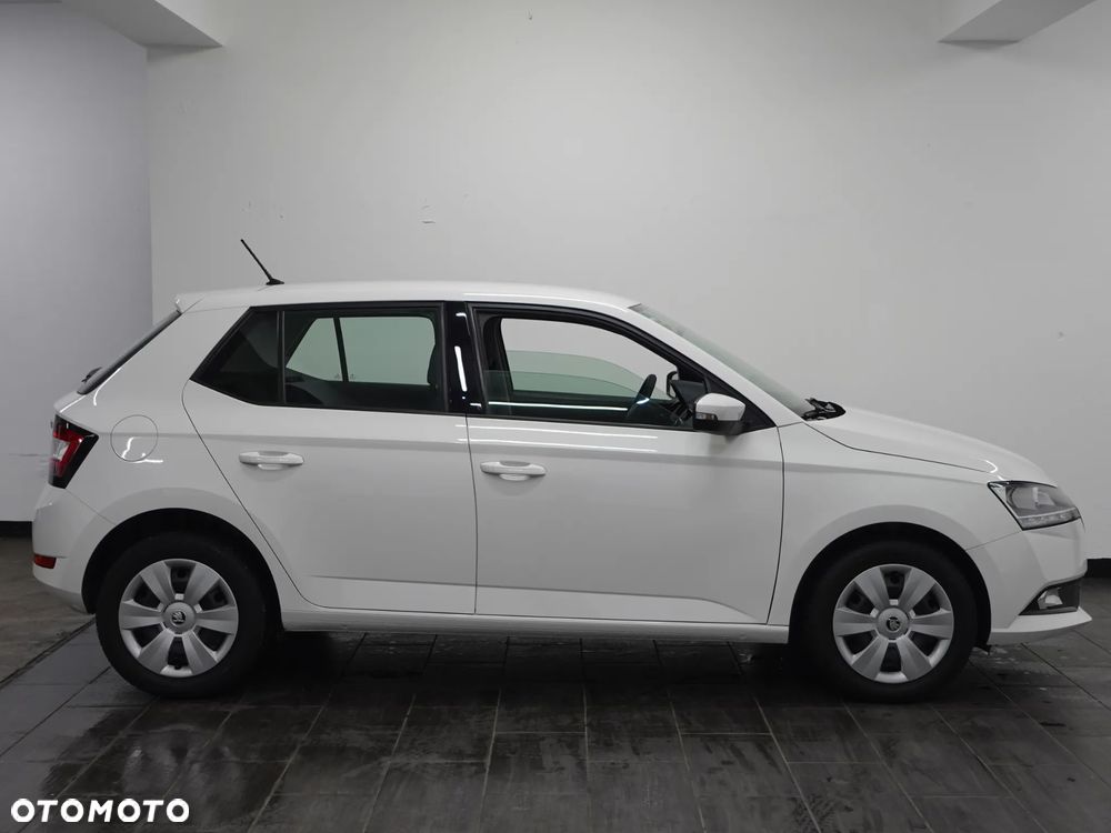 Skoda Fabia 1.0 Active - 9