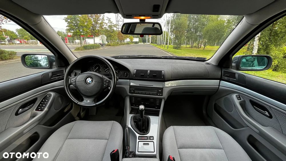 BMW Seria 5 525i - 16